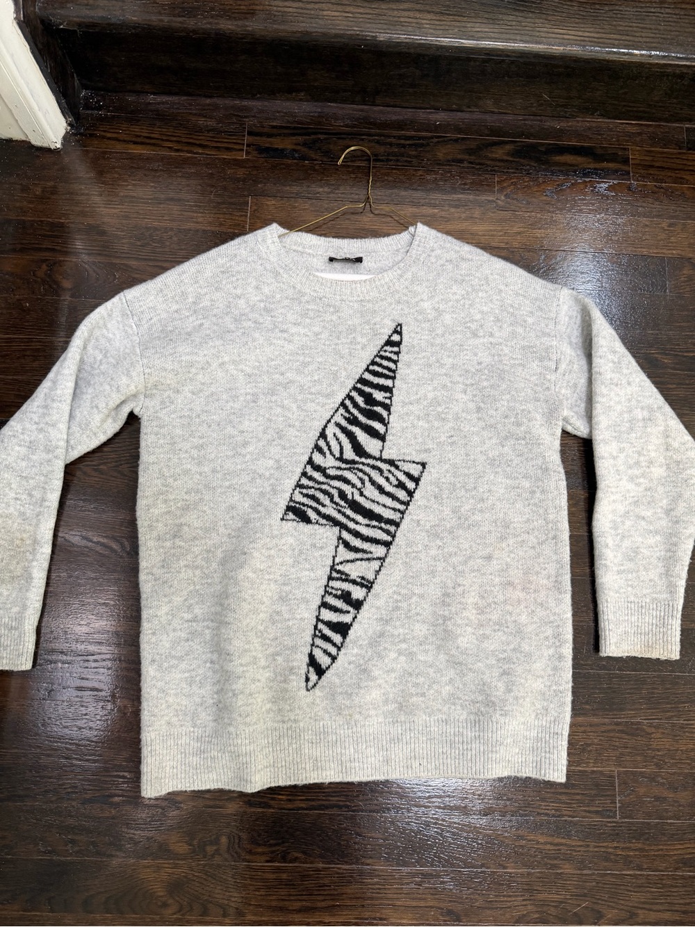 New storia Light Gray Crewneck Sweater with Zebra Bolt